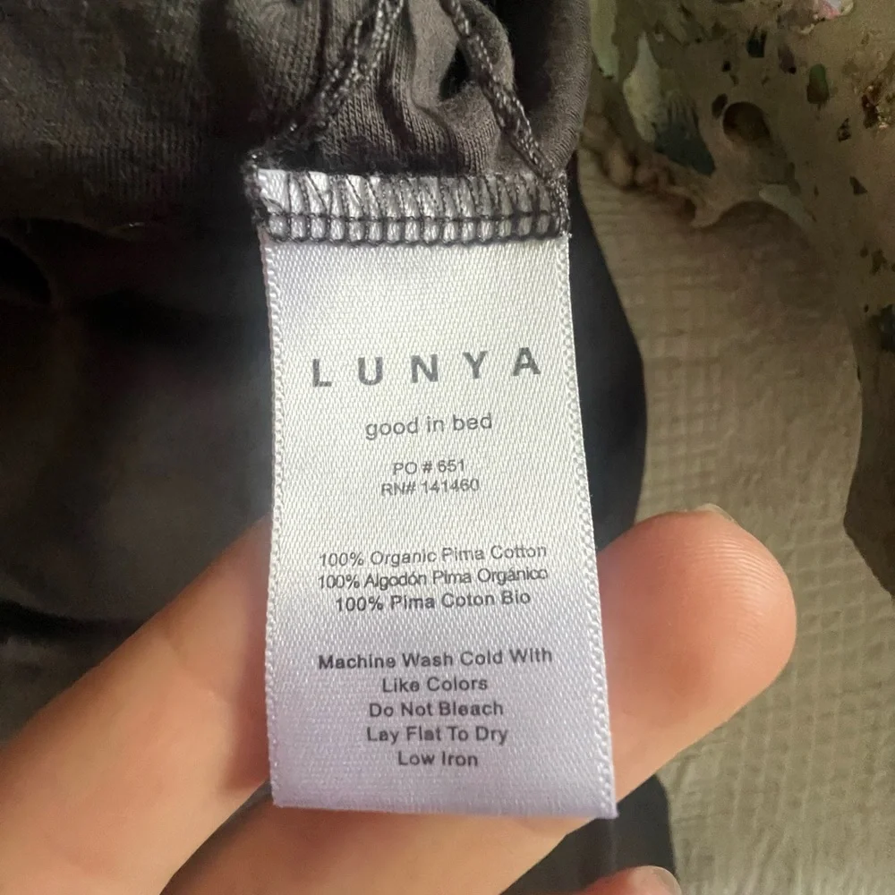 Lunya 100% Organic Pima Cotton Double V Jumpsuit Gray Medium Lightweight Capri - Picture 5 of 7